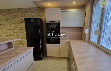 HALO reality - Predaj, štvorizbový byt Partizánske, Šípok