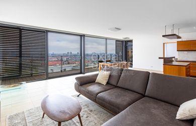 Príjemný 4i byt 144m2, s balkónom, terasou a parkovaním, ZLATÁ NOHA