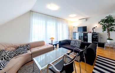 Výnimočný 2i byt vo vile 48 m2, s veľkou terasou 32 m2, parkovanie