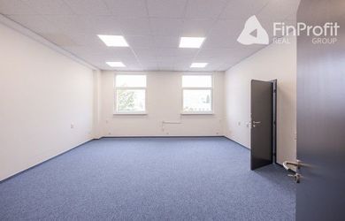 Kancelárske priestory na prenájom. Možnosť kúpy. - od 10 m2, Vajnorská ul.