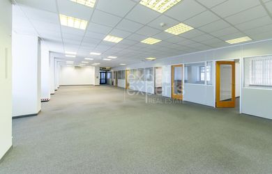 Skvelé administratívne priestory 310m2, parkovanie INCHEBA TOWER