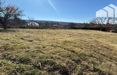Na predaj Orná pôda Ladce, 1500 m2