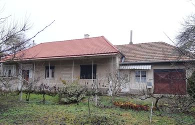 LEN U NÁS!!! Predaj - Rodinný dom - Moča