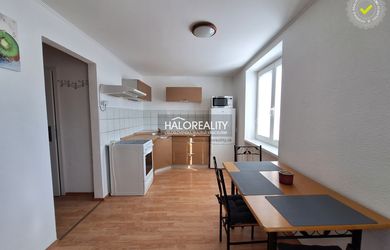 HALO reality - Predaj, jednoizbový byt Handlová, 29. augusta - ZNÍŽENÁ CENA - EXKLUZÍVNE HALO REALITY