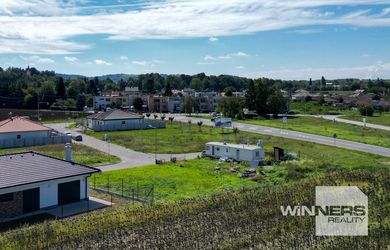 Na predaj  pozemok v obci Moravany nad Váhom