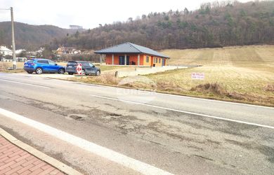 Na predaj pozemok vhodný na výstavbu v obci Miňovce, okres Stropkov