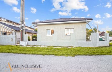 ALL INCLUSIVE | NA PREDAJ 2,5-IZBOVÝ RODINNÝ DOM, VLČANY