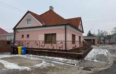 AZ. Predaj 5-izb.RD v lukratívnej časti Spiegelsaal v Trnave