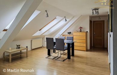 Exkluzívny mezonet na skok od Downtownu - tiché bývanie, ako aj predpripravená investícia