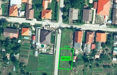 Na predaj stavebný pozemok v intraviláne obce Žihárec - 487m