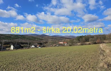 Stavebný pozemok 881m2 - Zlatníky pri Bánovciach na predaj