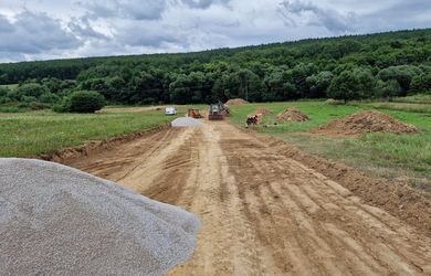 Slnečné stavebné pozemky IBV Zlatníky 768m2 - na predaj
