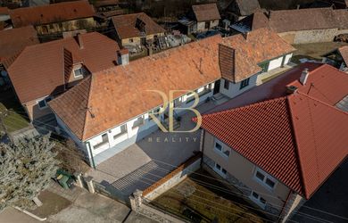 NA PREDAJ _ vidiecky dom_Národný park Aggtelek _ s  WELLNES ZÓNOU