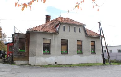 SPEKTRUM REALITY- Na predaj Rodinný dom/ objekt na podnikateľské účely s pozemkom 800 m2, Nitrianske Pravno, okres Prievidza