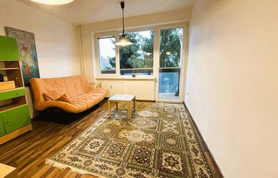 Zvolen, centrum mesta 1-izbový byt s veľkou loggiou, výmera 29 m2 – predaj