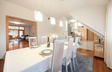 5 IZBOVÝ VÝNIMOČNÝ MEZONET, 320 M2, BRATISLAVA-BRNIANSKA