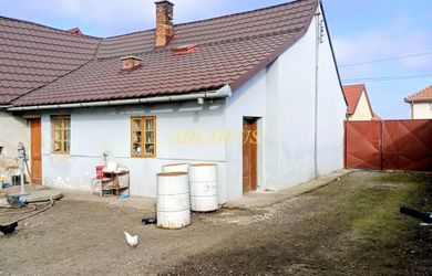 Rodinný dom v pôvodnom stave v obci Kostolište