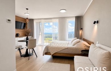 Kompletne zariadený nadštandardný 1-izbový apartmán – Gerlach Rezort