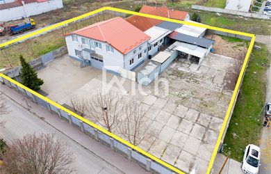 VÝROBNO-SKLADOVÝ OBJEKT 690 m2 S POZEMKOM 3237 m2 V TRNAVE.
