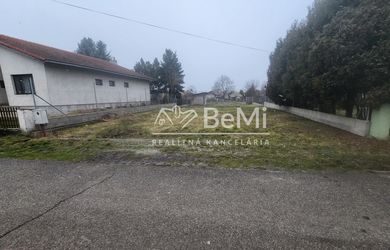 Predaj, stavebný pozemok - Jur nad Hronom (010-14-MIMI)