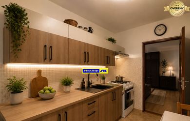 REZERVOVANÝ 2 izbový byt na predaj Vrútky, rekonštrukcia bezbarierový