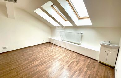 KANCELÁRIA NA PRENÁJOM, MOYZESOVA, KOŠICE CENTRUM