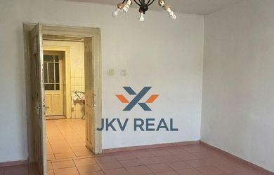 Vidiecky dom v obci Čata