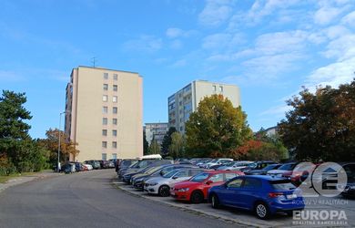 Na Revíne, Kramáre, 3 izbový byt v krásnej lokalite pri Kolibe