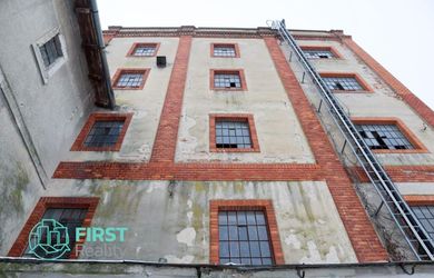 Unikátna investičná príležitosť v centre mesta Gbely – historický parný mlyn s obrovským potenciálom