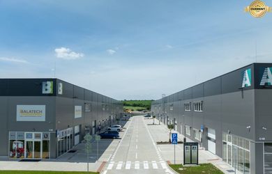 Prenájom Showroom / obchodný priestor, Kancelária – od 400 m² Nitra