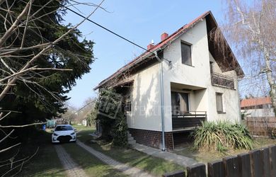 DIRECTREAL|5 izbový rodinný dom s veľkým pozemkom 3801 m2 pri termálnom kúpalisku v Dunajskej Strede