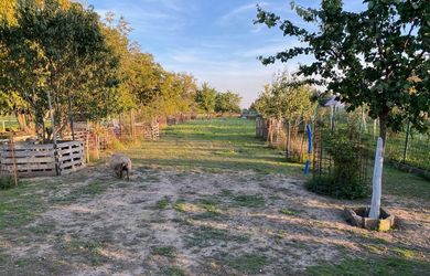 EXKLUZÍVNE - Stavebný pozemok vo Zvončíne, 990m2 TOP