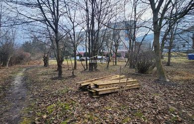 Stavebný pozemok 1001 m² na predaj, vhodný aj na výstavbu – Horné Orešany