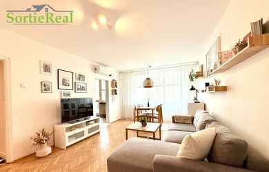REZERVOVANÉ 3 izbový ZARIADENÝ BYT *BALKÓN* LODŽIA* KLIMATIZÁCIA* Komárnicka ulica– RUŽINOV