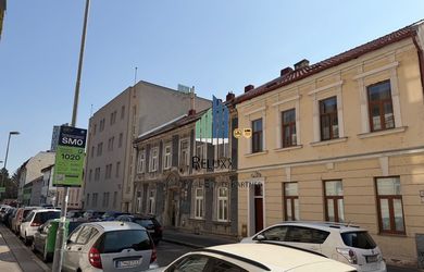 2-izbový štýlový podkrovný byt 56,10 m2 v centre Starého Mesta BA I Ferienčíkova ulica na predaj