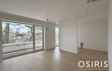 Skolaudované - krásny 3 izb. byt s veľkým balkónom v lukratívnej lokalite