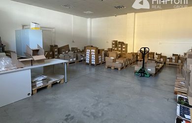 REZERVOVANÉ - Vykurovaný sklad na prenájom - 145 m2, Račianska ul.