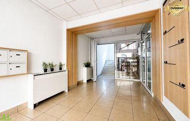 Prenájom kancelárie 143 m2, centrum