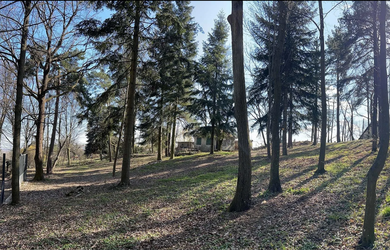 ARETÉ REAL – PREDAJ 1068m2, 1656m2 a 2725m2 STAVEBNÉHO POZEMKU, MODRA, HARMÓNIA, BADOGY