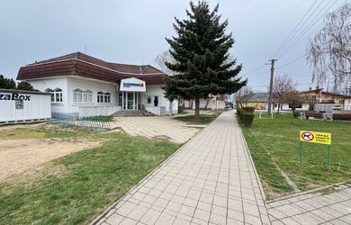Obchodný priestor  v centre obce Čaňa