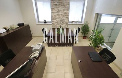 Exkluzívne - KANCELÁRIE prepojené s vykurovaným SKLADOM, NOVOSTAVBA , 348,17m2