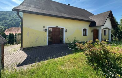 Prenájom zariadeného rodinného domu – Oravský Podzámok