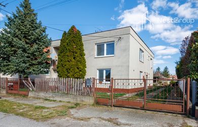 !!! VEĽKÝ 5-IZBOVÝ RD, 250 m2,POZEMOK 608 m2, KUCHYŇA V CENE