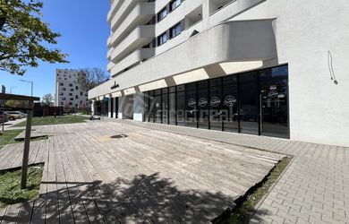 DIRECTREAL|OBCHODNÉ PRIESTORY 119 M2 V NOVOSTAVBE MATADORKA S PRESKLENÝM VÝKLADOM,PARKINGOM,KLIMATIZÁCIOU
