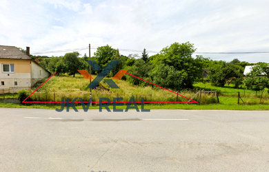 Na predaj stavebný pozemok o rozlohe 1457 m²  v obci Prosačov.