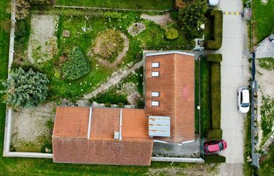 Rodinný dom v pokojnej časti obce Kuchyňa – pri prírode, s veľkorysým priestorom