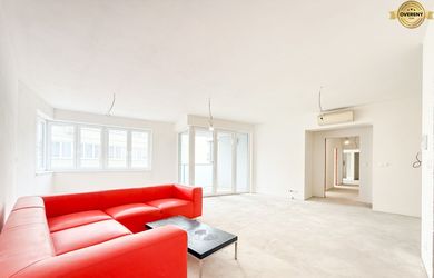 RADO | 4i byt 155m2 + garážové státie, Jesenského - Trenčín