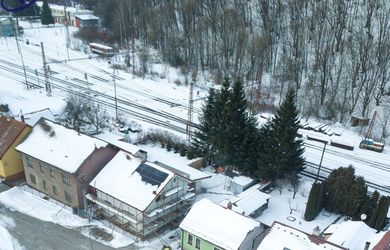 Menší RD s pozemkom v Kraľovanoch v cene Garsonky