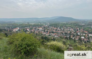 UŽ LEN VÝHĽAD PRIŤAHUJE POZORNOSŤ- BUDÚCNOSŤ - ZDRAVÝ ŽIVOT.....