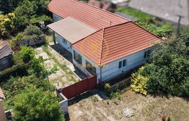 NA PREDAJ - Rodinný dom v Dvorníkoch
